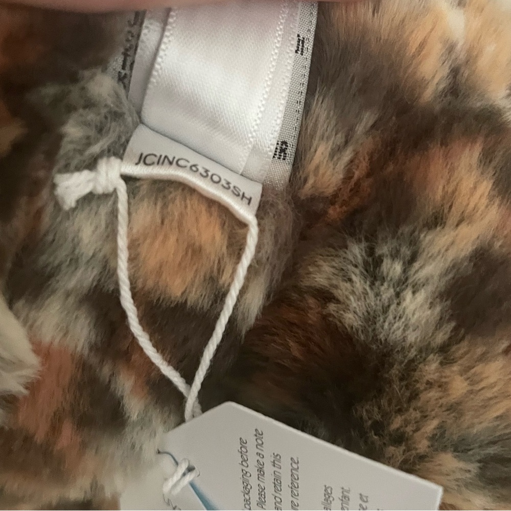 BNWT Livi Leopard (Large) - Picture 5 of 5